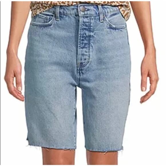 a.n.a. Shorts WMNS 8 Light Blue Wash High Rise 90’s Denim Bermuda 9” Button Fly - Picture 2 of 7